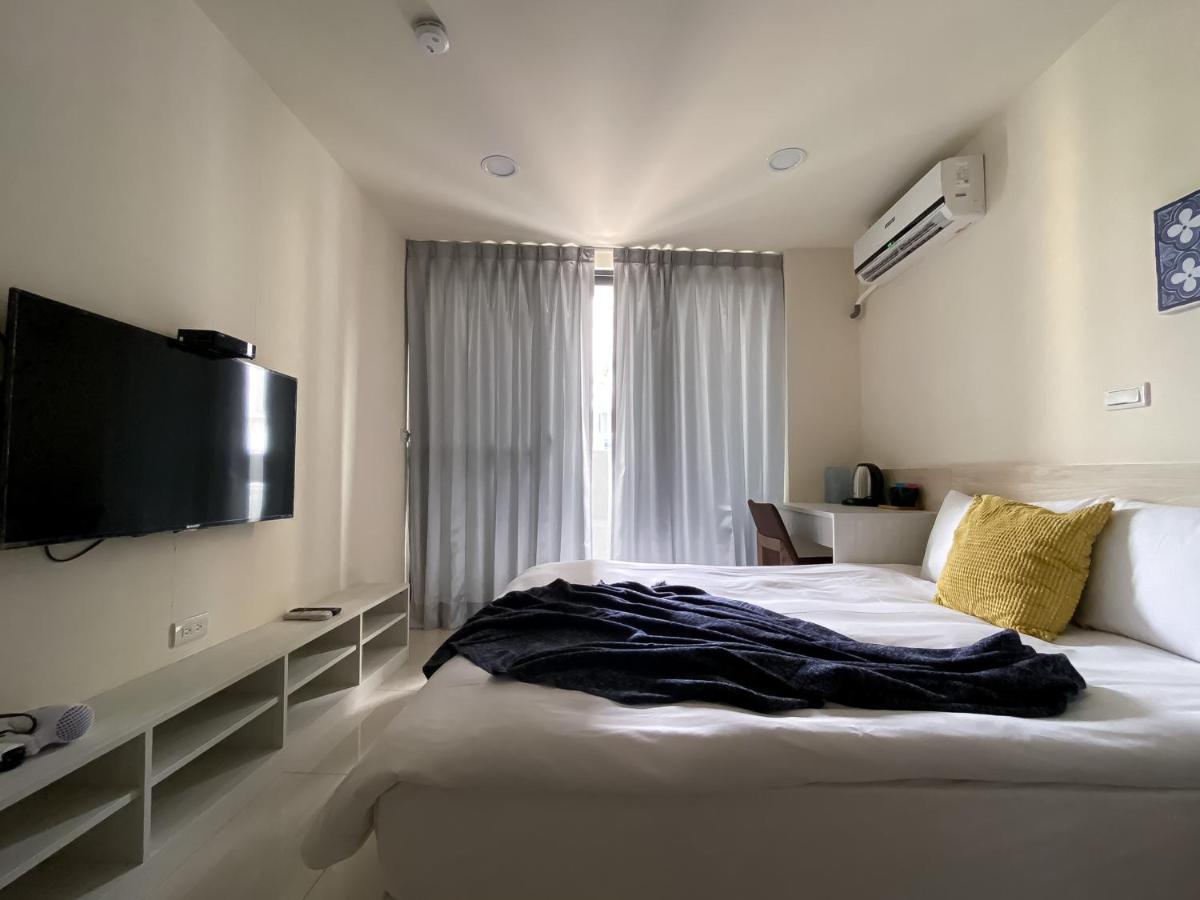 Sleeping Quilt Hotel Taichung Exterior photo