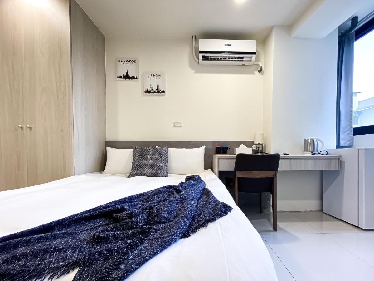 Sleeping Quilt Hotel Taichung Exterior photo