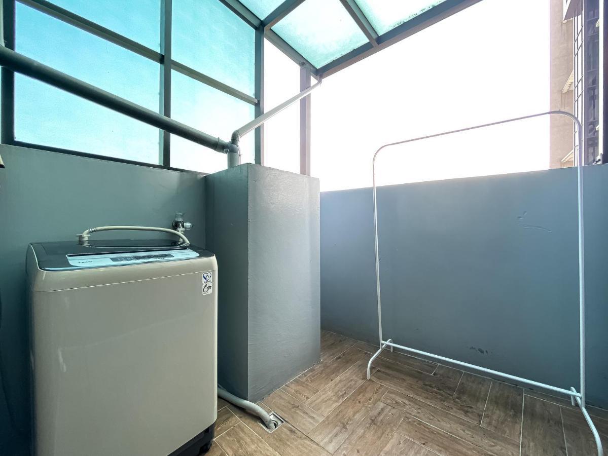 Sleeping Quilt Hotel Taichung Exterior photo