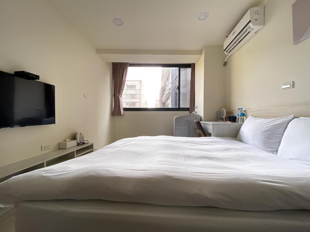 Sleeping Quilt Hotel Taichung Exterior photo